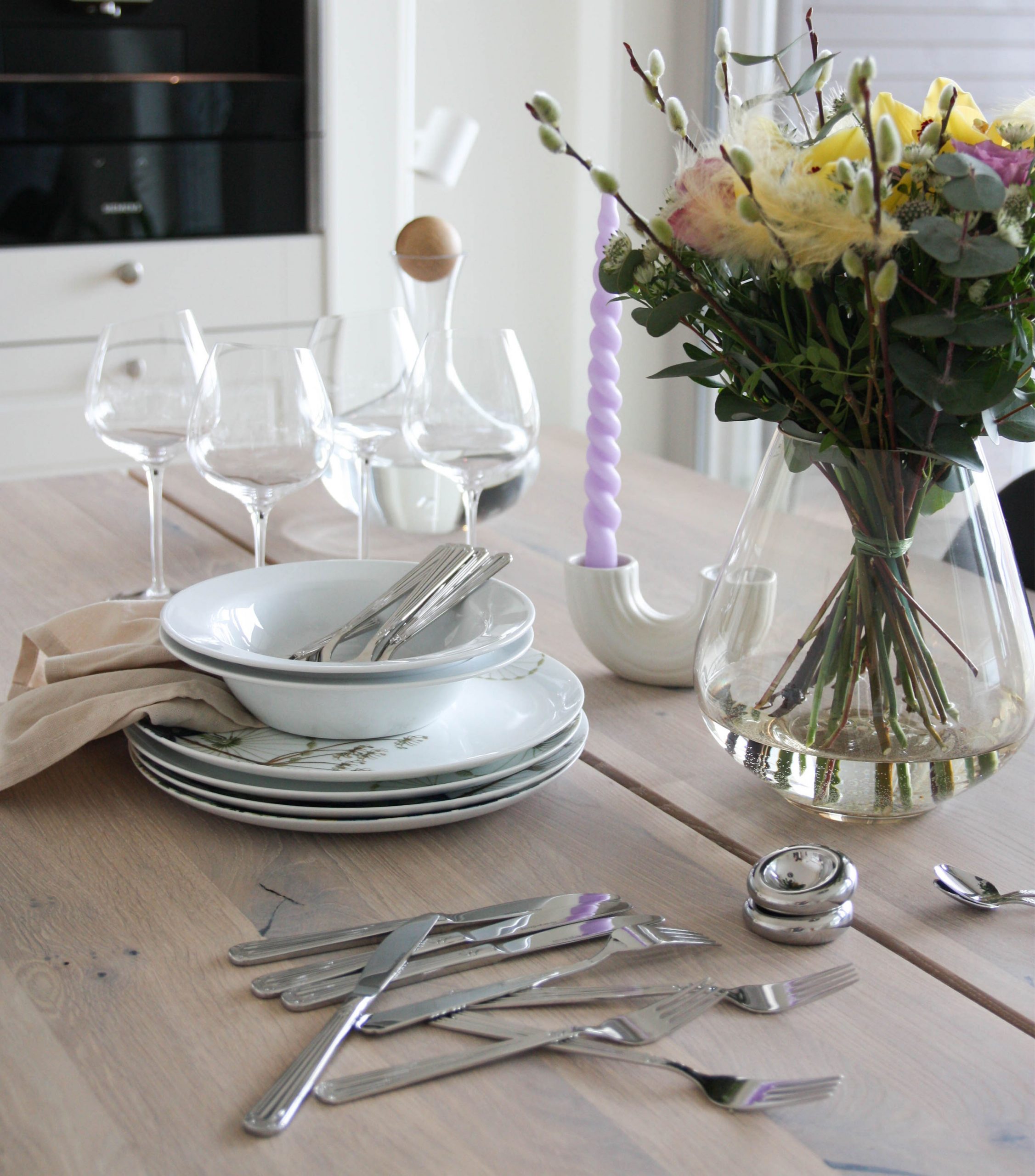 Renessanse cutlery parts spring table