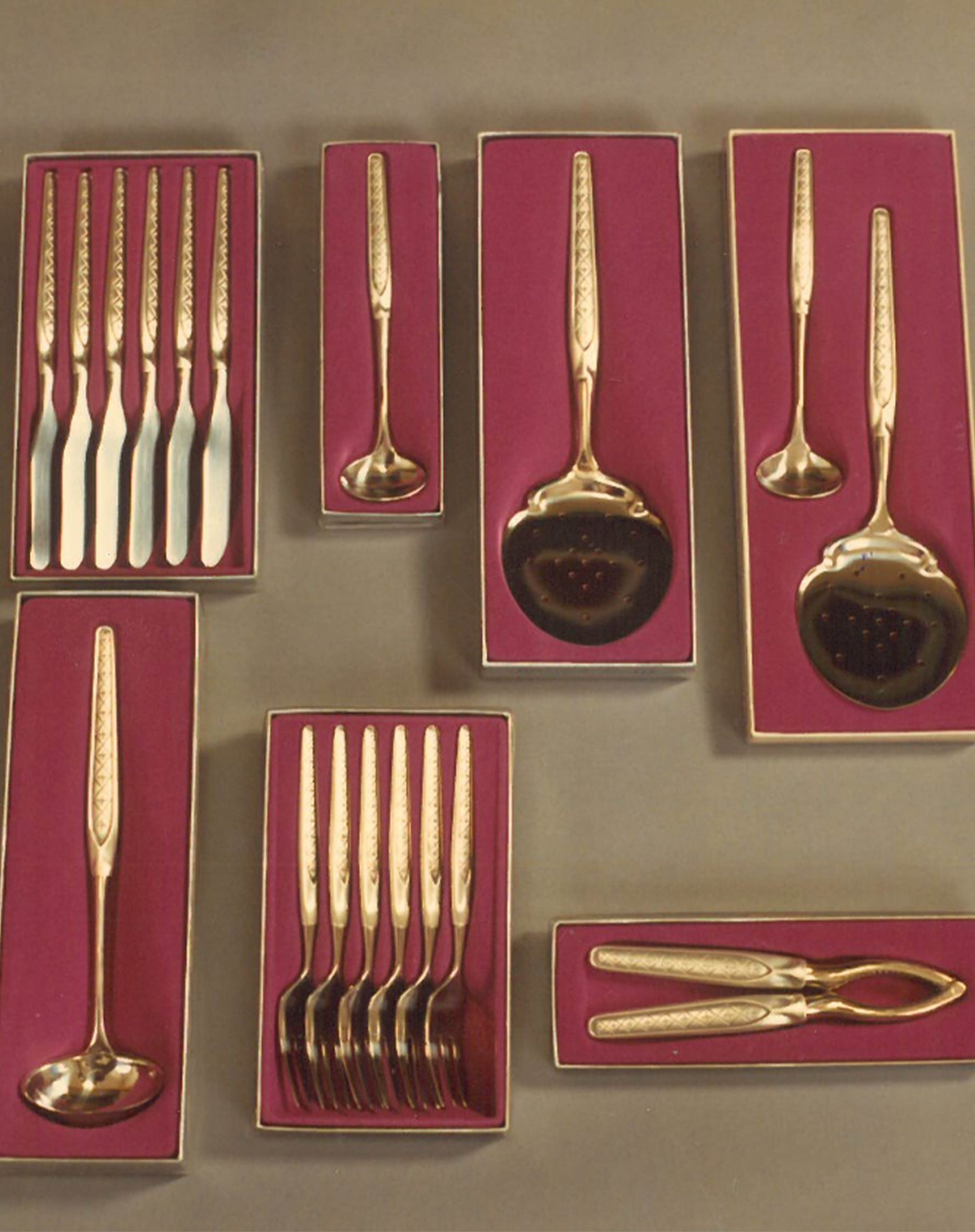 Hardanger tin cutlery diffrent gift boxes