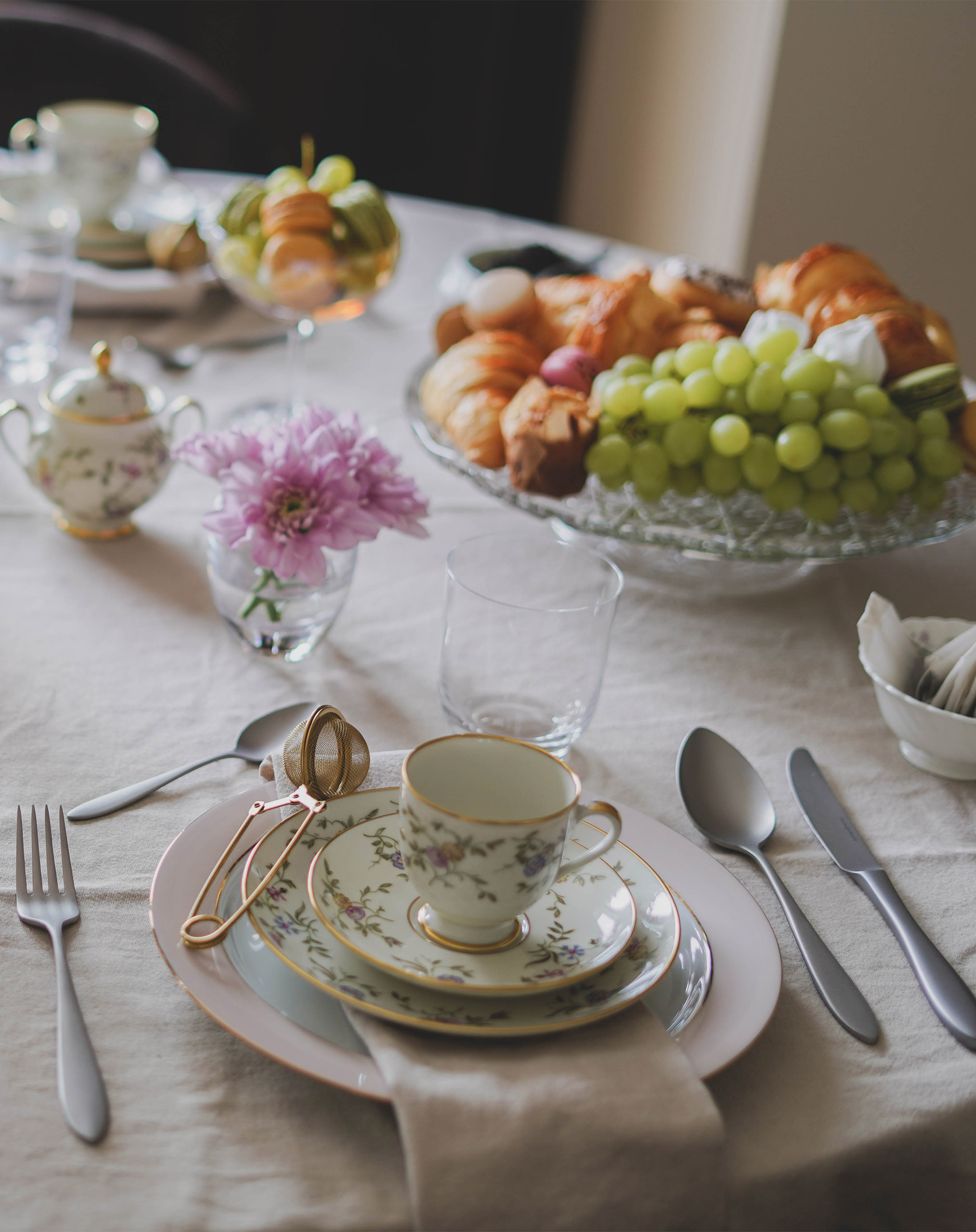 Maud cutlery parts tea party