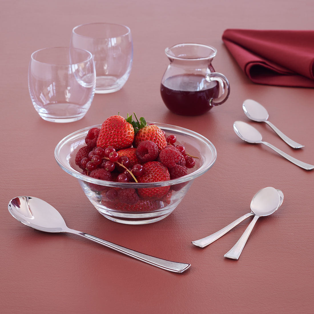Ramona dessertsett, dekket bord, miljøbilde, jordbær, bringebær